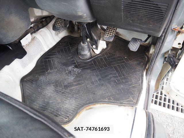 Daihatsu HIJET TRUCK 2007-04 8880059-21