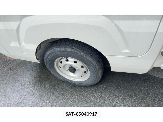 Daihatsu HIJET TRUCK 2015-11 8880055-2