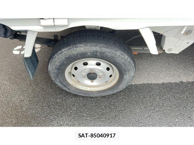 Daihatsu HIJET TRUCK 2015-11 8880055-6