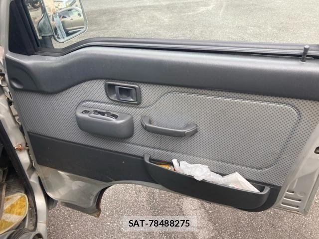 Daihatsu HIJET TRUCK 2006-06 8880058-9