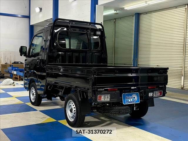 Daihatsu HIJET TRUCK 2026-02 8880050-19
