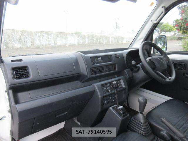 Daihatsu HIJET TRUCK 2023-09 826043-26