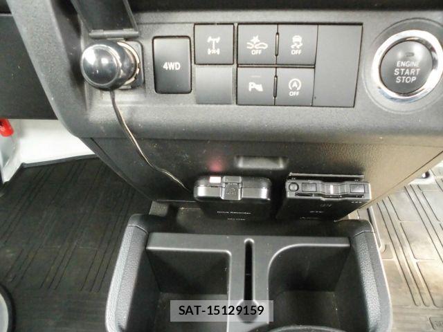Daihatsu HIJET TRUCK 2023-06 7876816-17