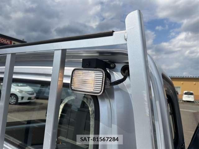 Daihatsu HIJET TRUCK 2021-09 8659434-29