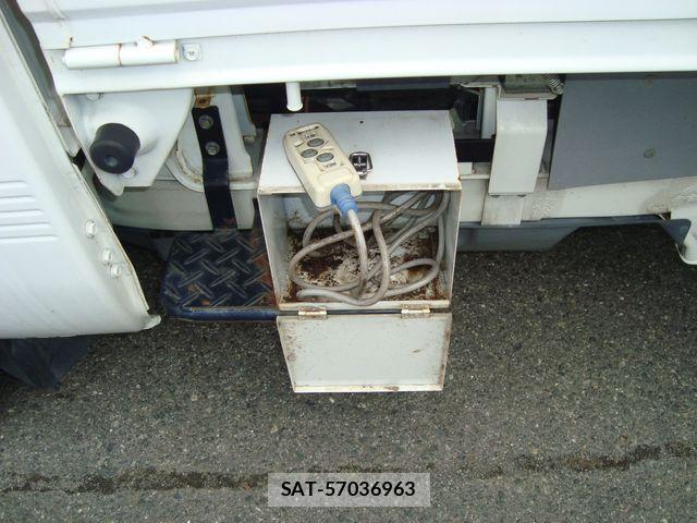 Daihatsu HIJET TRUCK 2007-06 8796176-12
