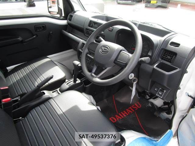 Daihatsu HIJET TRUCK 2026-04 7979453-7