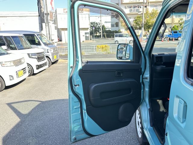 Daihatsu HIJET VAN 2018-08 1545870-10