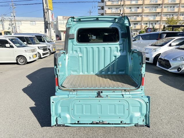 Daihatsu HIJET VAN 2018-08 1545870-12
