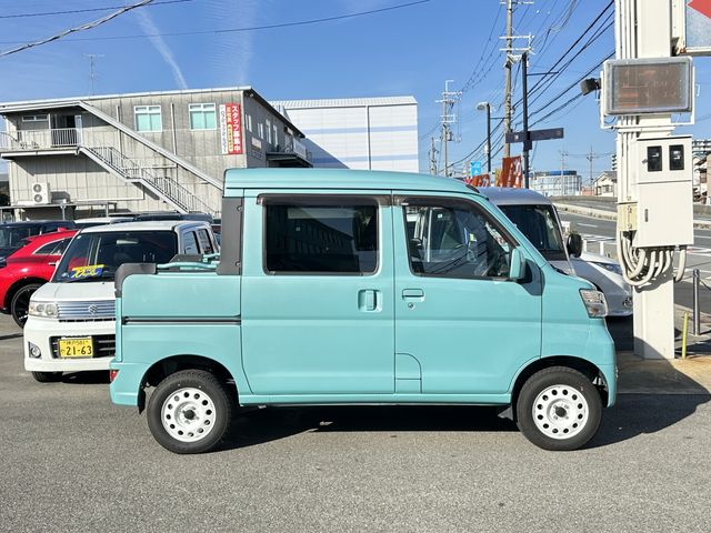 Daihatsu HIJET VAN 2018-08 1545870-2