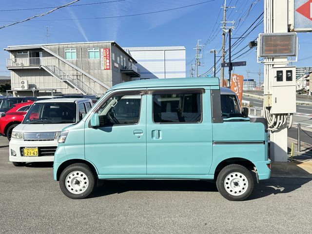 Daihatsu HIJET VAN 2018-08 1545870-3