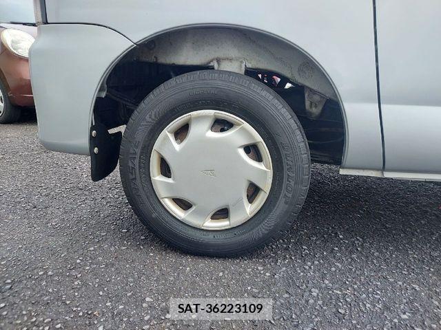 Daihatsu HIJET VAN 2004-09 2099618-24