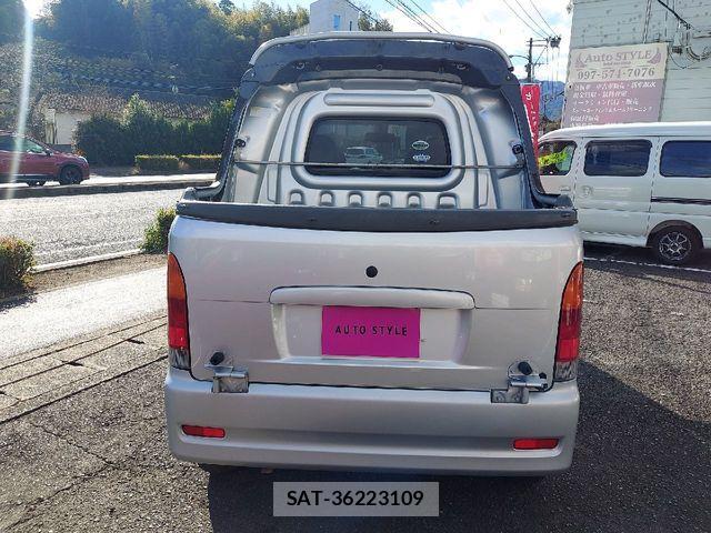 Daihatsu HIJET VAN 2004-09 2099618-5