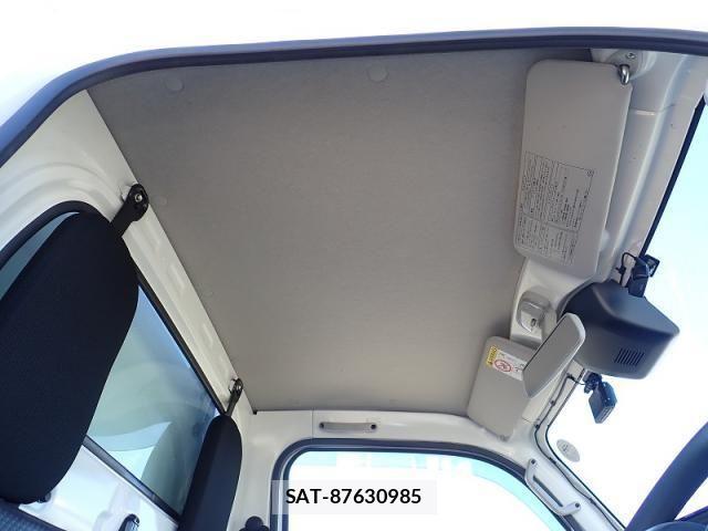 Daihatsu HIJET VAN 2022-07 3374997-12