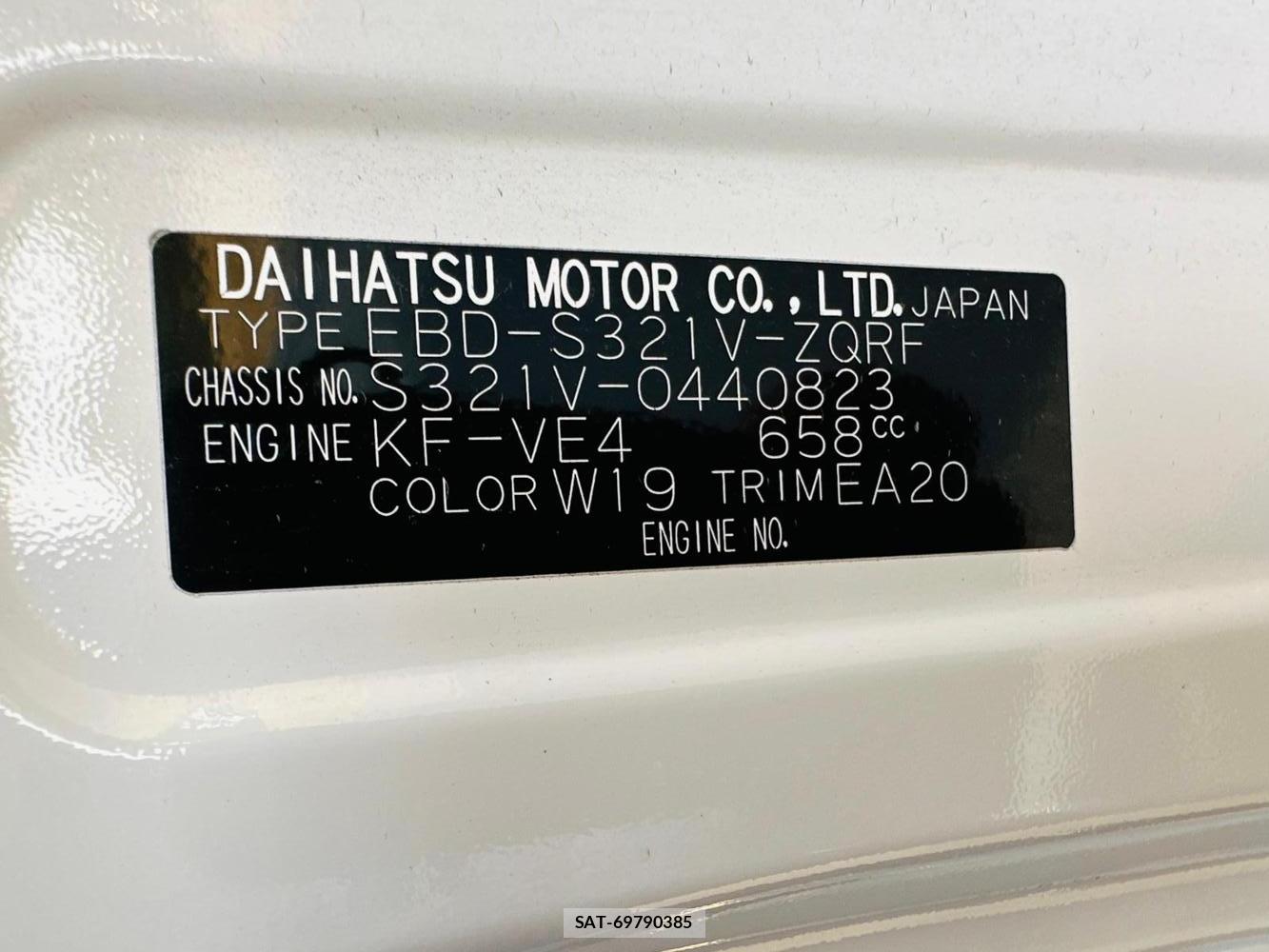 Daihatsu HIJET VAN 2020 6795805-39