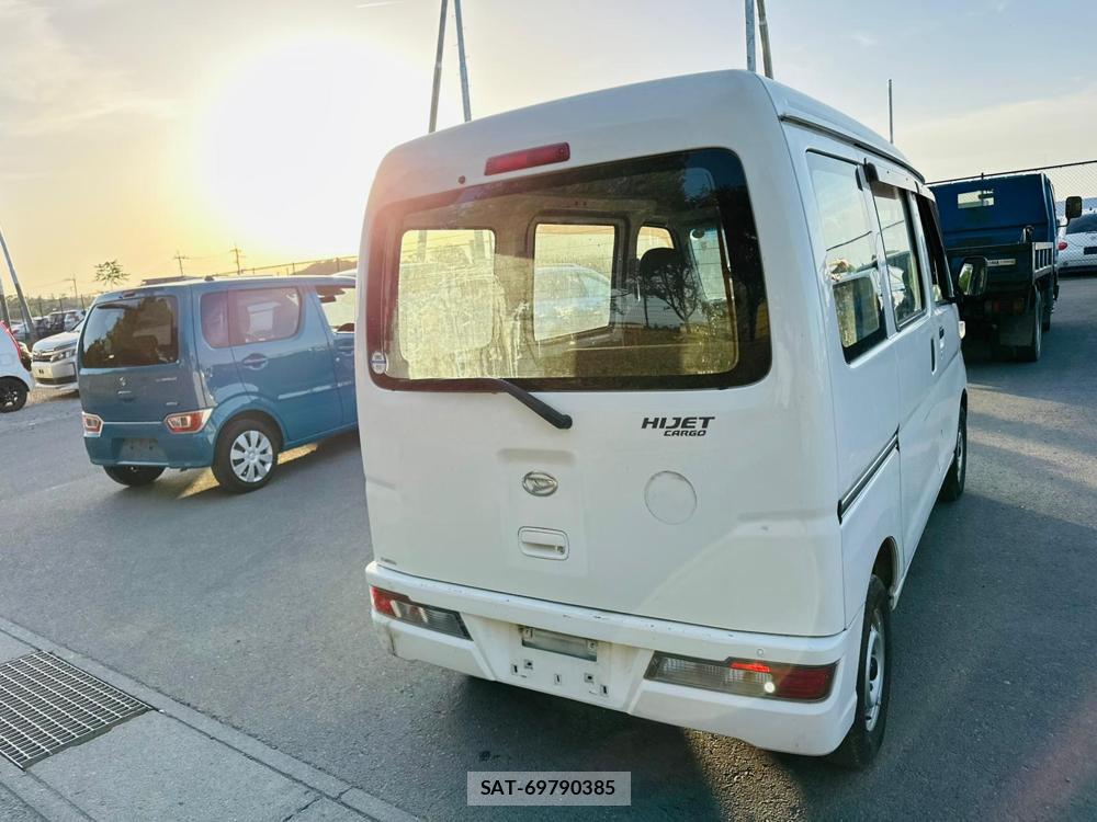 Daihatsu HIJET VAN 2020 6795805-4