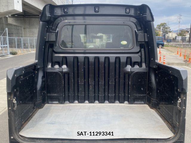 Daihatsu HIJET VAN 2010-11 6906196-15