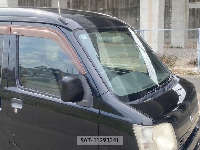 Daihatsu HIJET VAN 2010-11 6906196-8