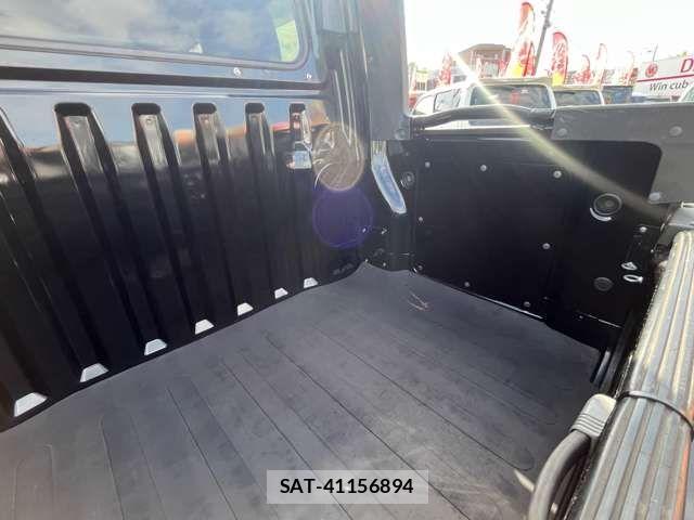 Daihatsu HIJET VAN 2018-03 7058830-12