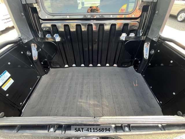 Daihatsu HIJET VAN 2018-03 7058830-14