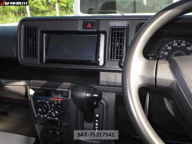 Daihatsu HIJET VAN 2019 7211519-8