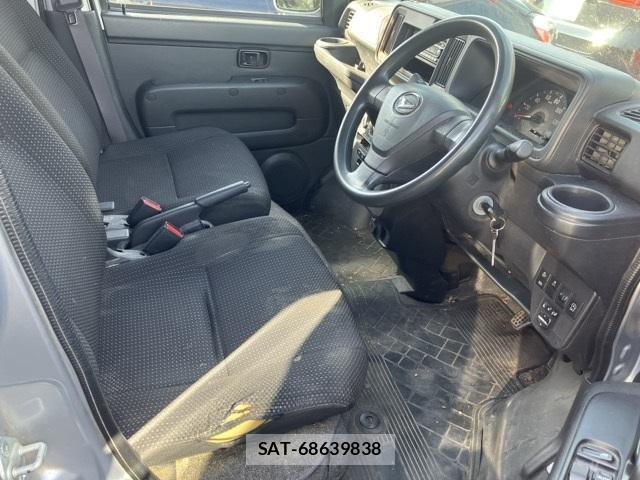 Daihatsu HIJET VAN 2020 7211405-5
