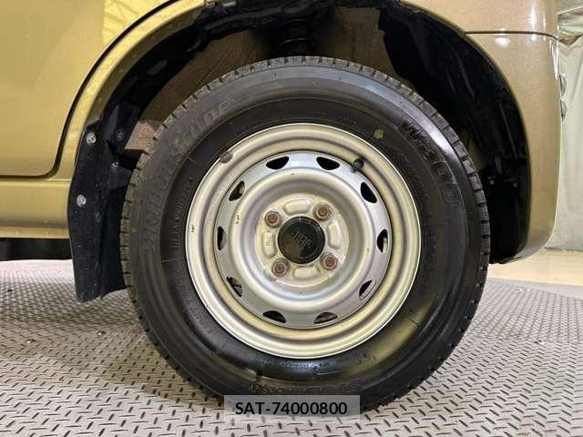 Daihatsu HIJET VAN 2020-10 7272028-29