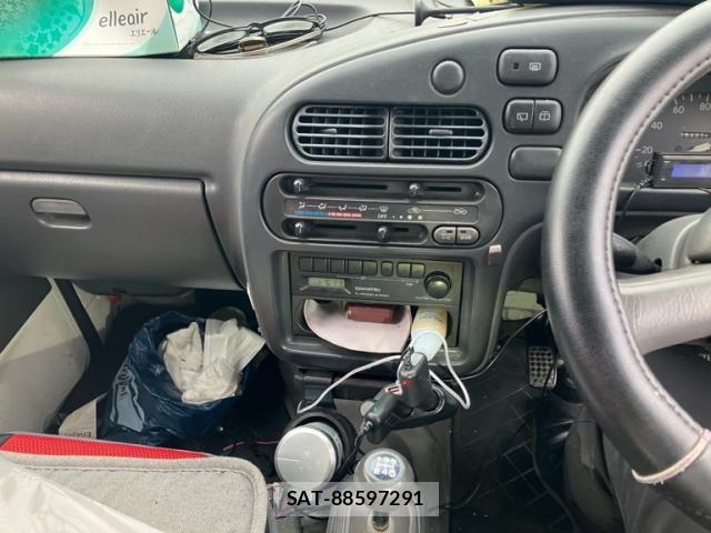 Daihatsu HIJET VAN 1996-01 7454759-19