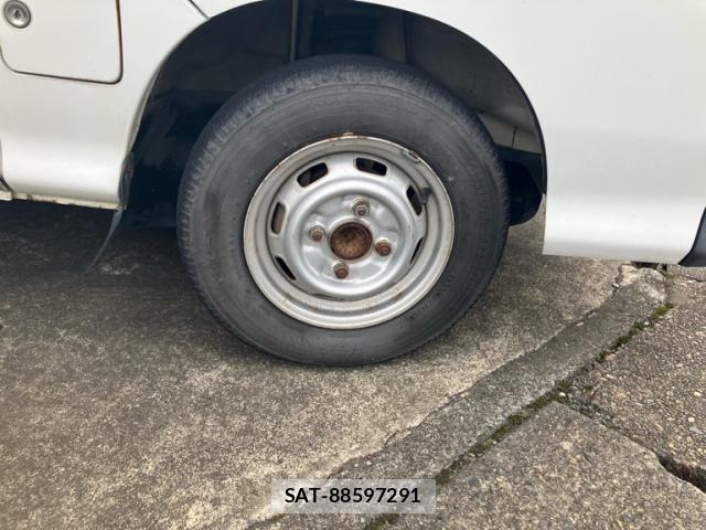 Daihatsu HIJET VAN 1996-01 7454759-4