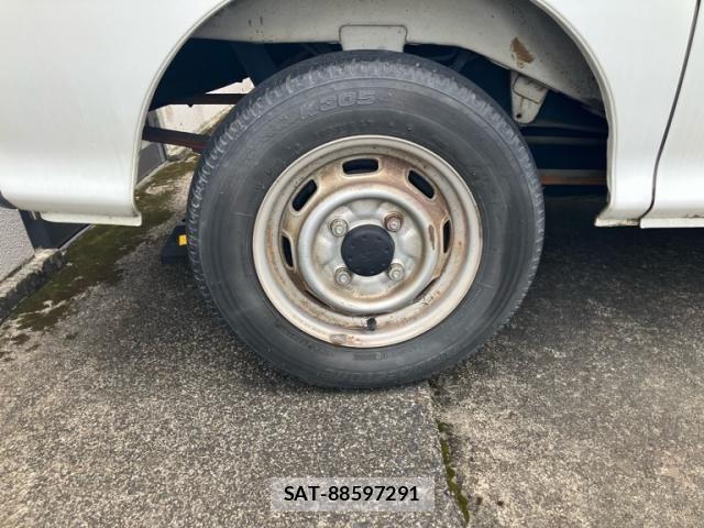 Daihatsu HIJET VAN 1996-01 7454759-5