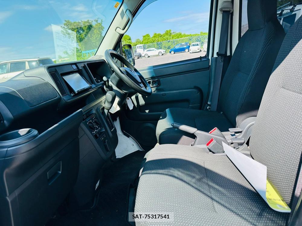 Daihatsu HIJET VAN 2019 7211519-10