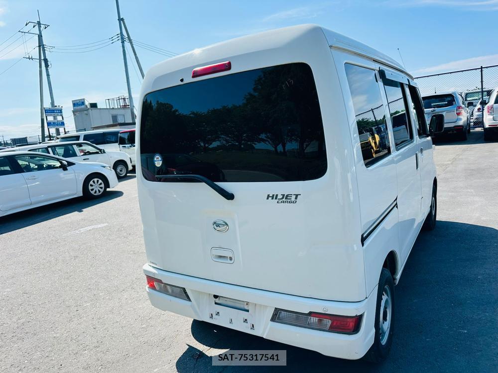 Daihatsu HIJET VAN 2019 7211519-4