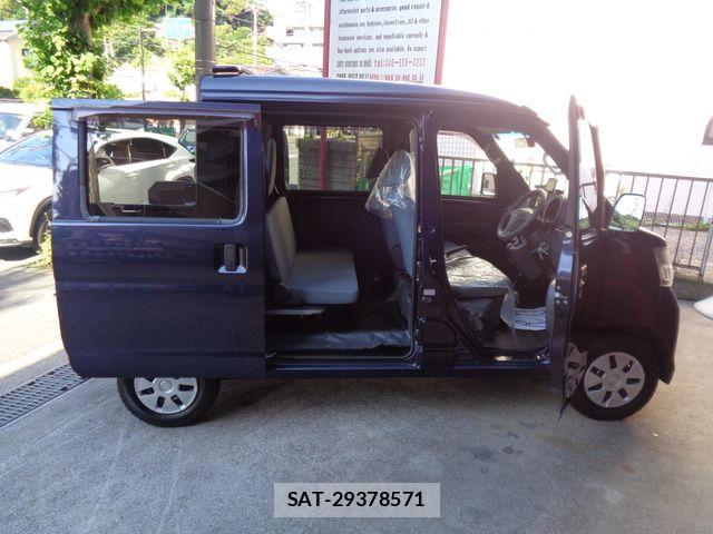 Daihatsu HIJET VAN 2017-08 7616995-9