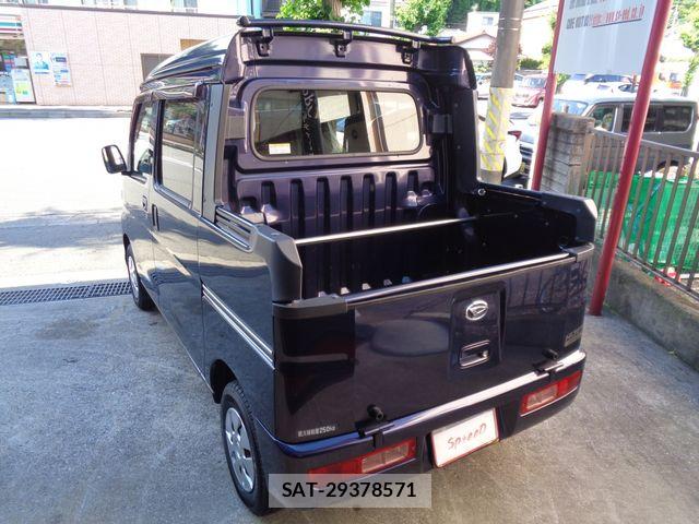 Daihatsu HIJET VAN 2017-08 7616995-3
