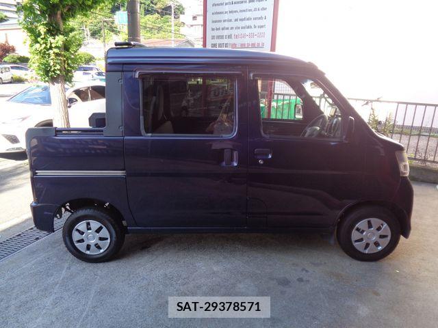 Daihatsu HIJET VAN 2017-08 7616995-8