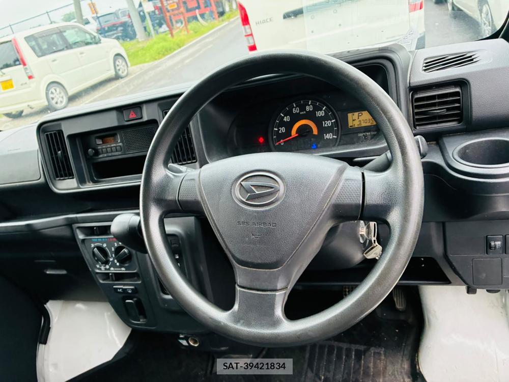 Daihatsu HIJET VAN 2020-02 7424510-14