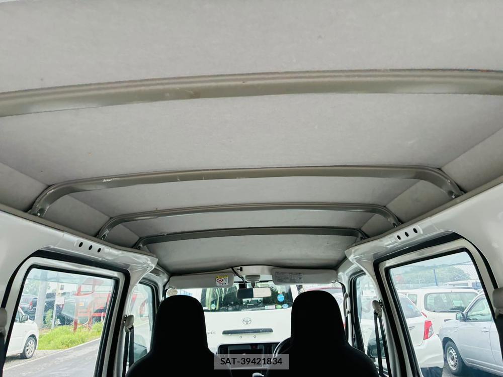 Daihatsu HIJET VAN 2020-02 7424510-24