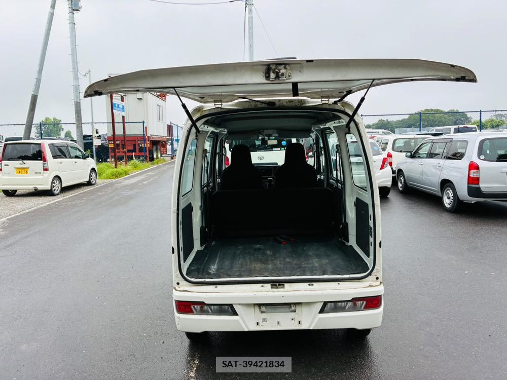 Daihatsu HIJET VAN 2020-02 7424510-26