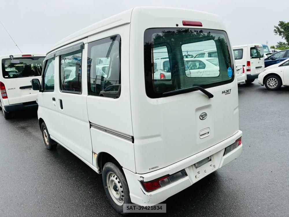 Daihatsu HIJET VAN 2020-02 7424510-2