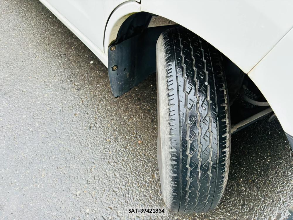 Daihatsu HIJET VAN 2020-02 7424510-32