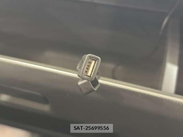Daihatsu HIJET VAN 2013-12 7785529-18
