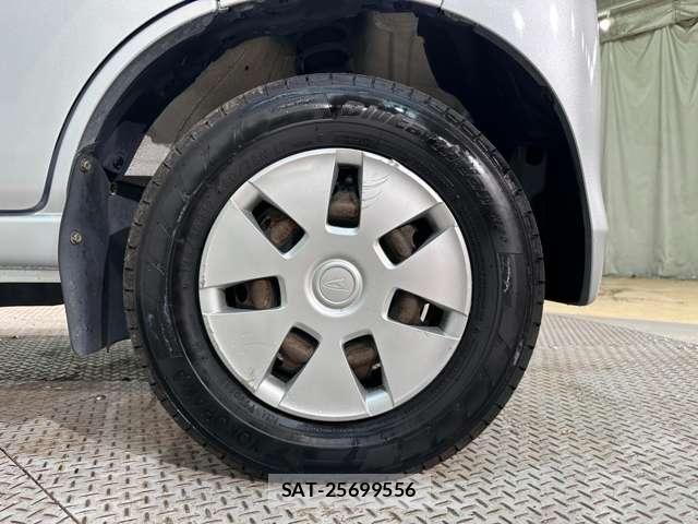 Daihatsu HIJET VAN 2013-12 7785529-25