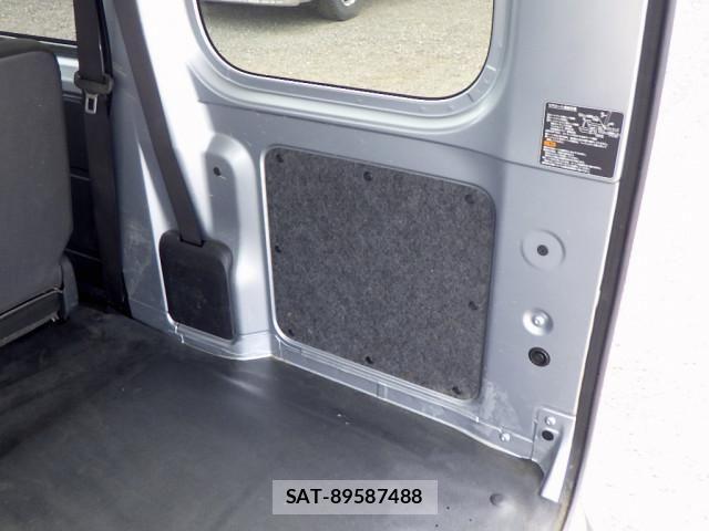 Daihatsu HIJET VAN 2023-03 7962013-8