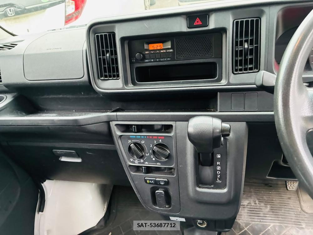 Daihatsu HIJET VAN 2020 7731769-19