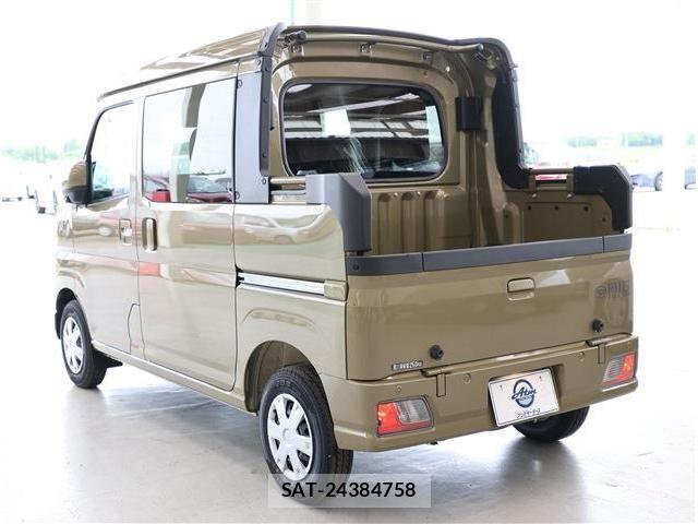 Daihatsu HIJET VAN 2025-11 8207845-17