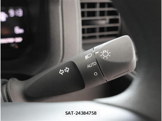 Daihatsu HIJET VAN 2025-11 8207845-22