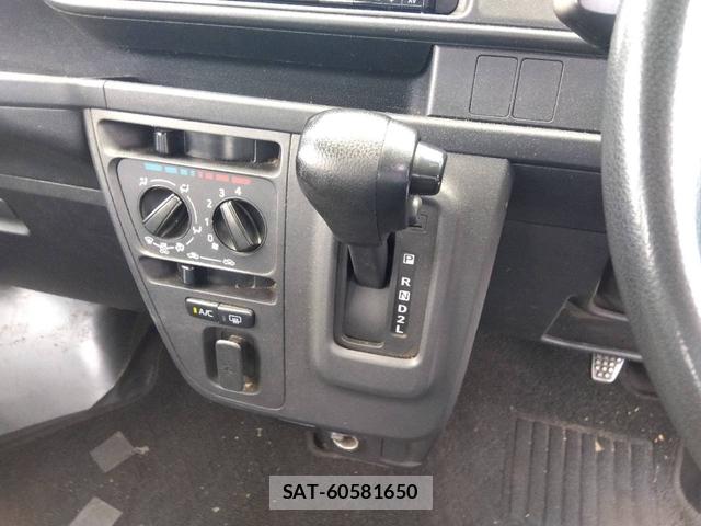 Daihatsu HIJET VAN 2020-07 8257002-6
