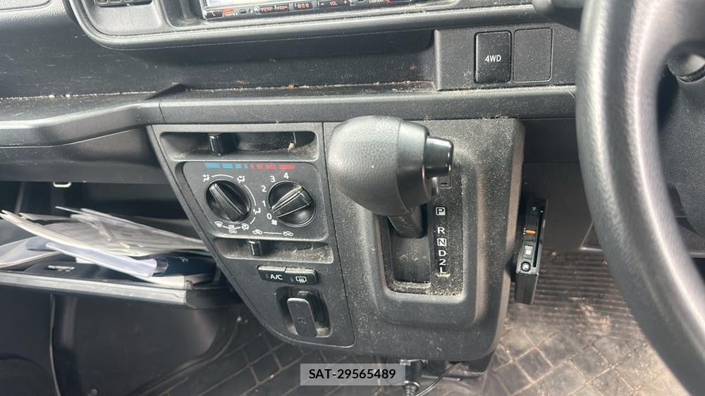 Daihatsu HIJET VAN 2020 6992979-19