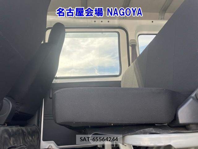 Daihatsu HIJET VAN 2020-05 8465093-10