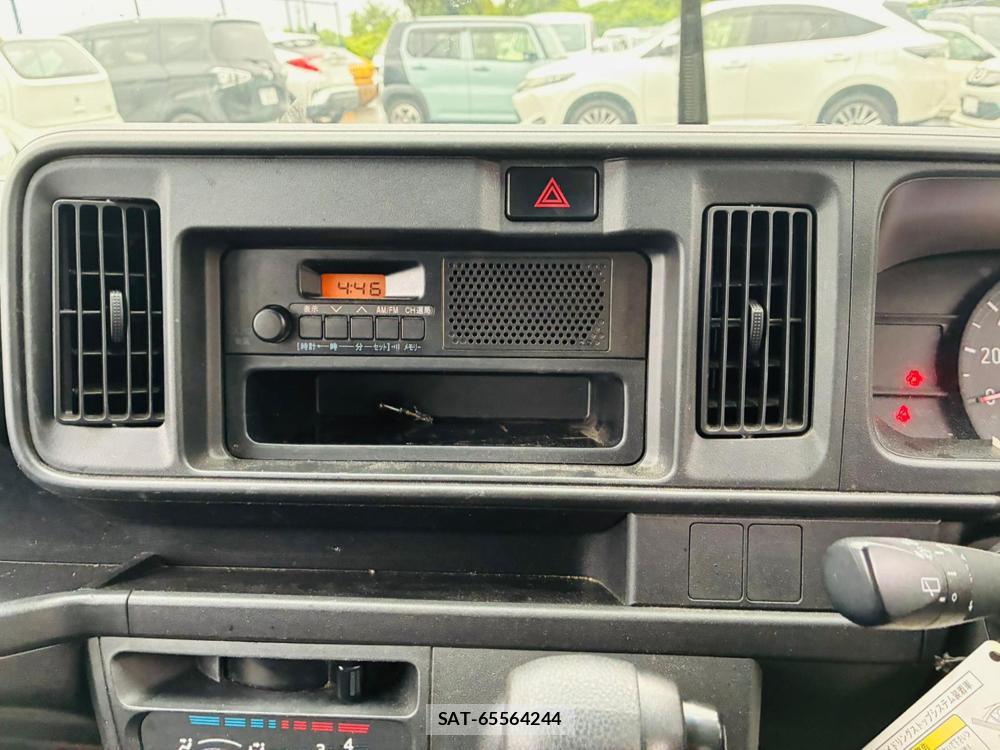 Daihatsu HIJET VAN 2020-05 8465093-18