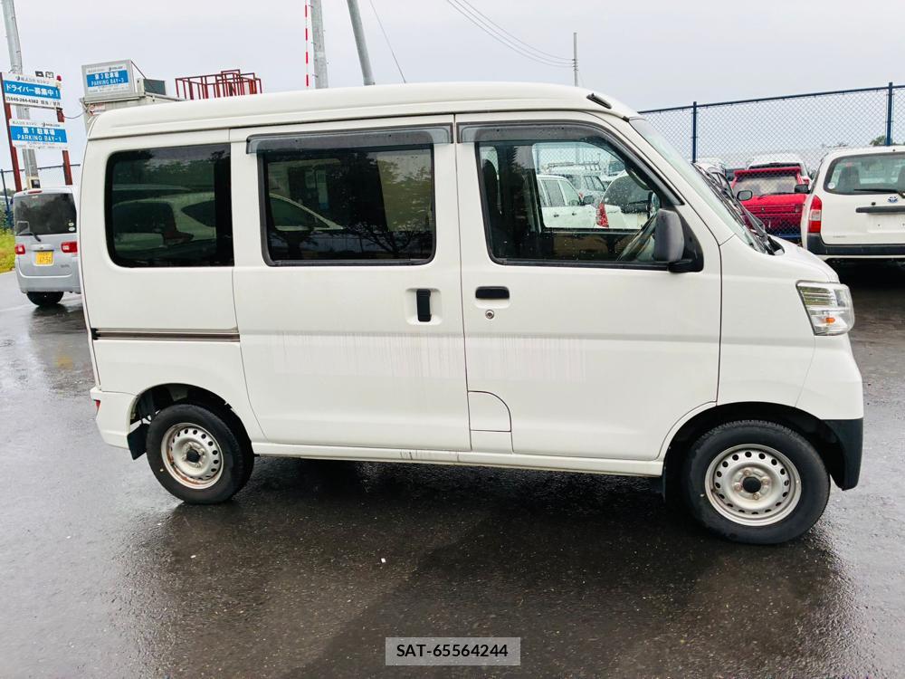 Daihatsu HIJET VAN 2020-05 8465093-5